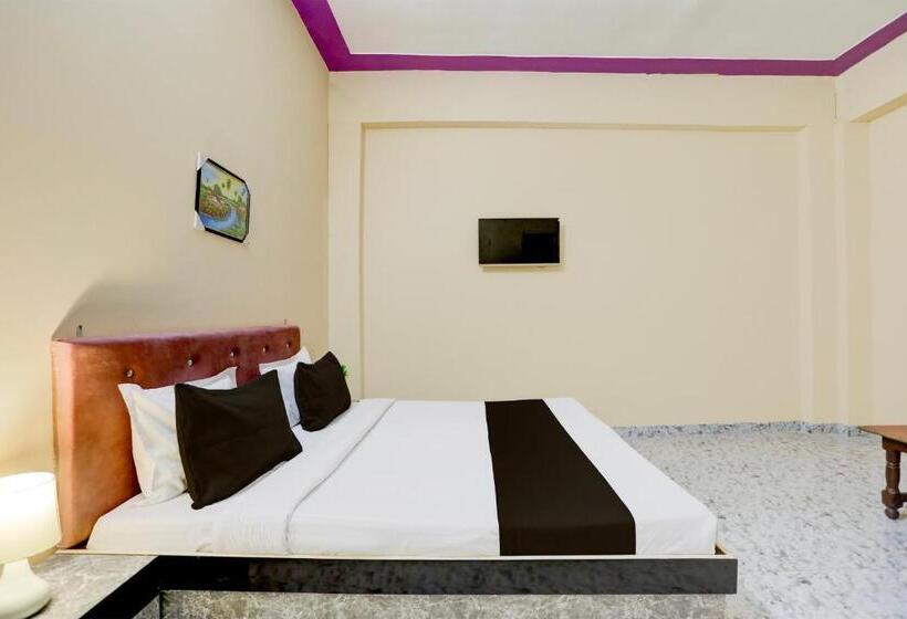 호텔 Oyo Flagship Moon S.e.z