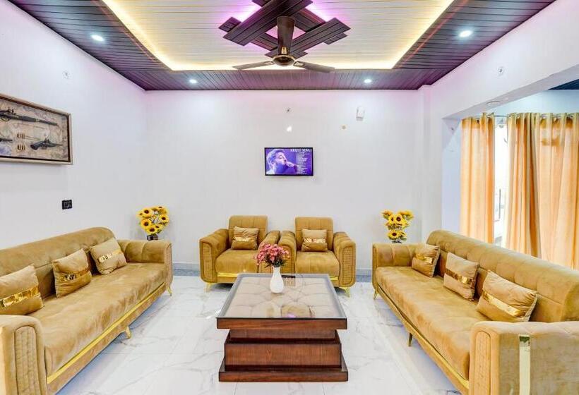 Отель Oyo Jannat Residency