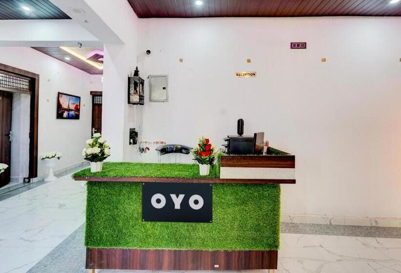 Отель Oyo Jannat Residency