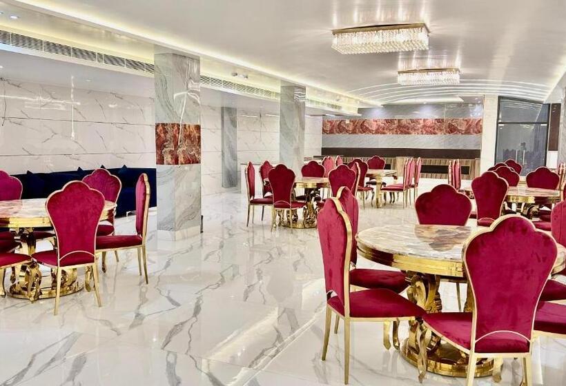 호텔 Raksha Suites & Banquet Greater Noida