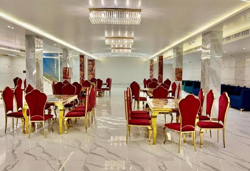 호텔 Raksha Suites & Banquet Greater Noida