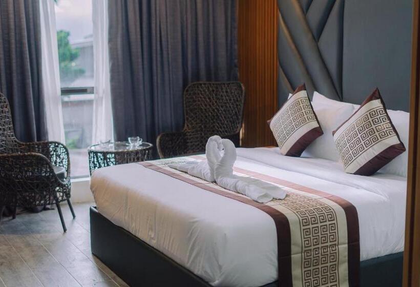 هتل Shine Boutique