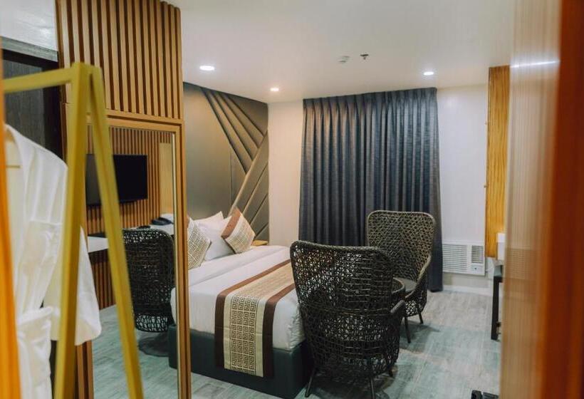 هتل Shine Boutique