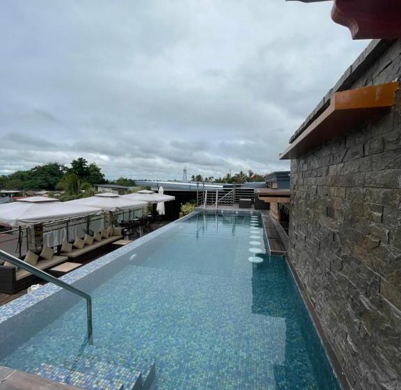 هتل Shine Boutique