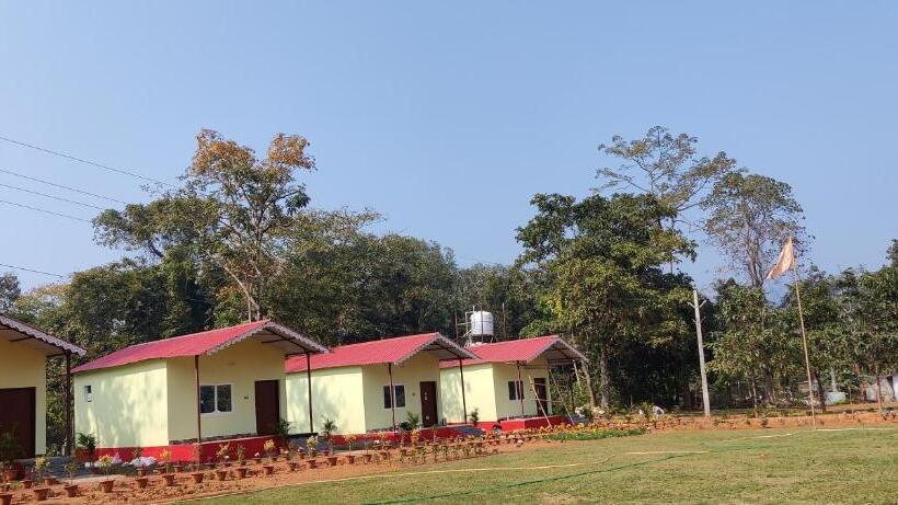 בית מלון כפרי Similipal Nature Retreat