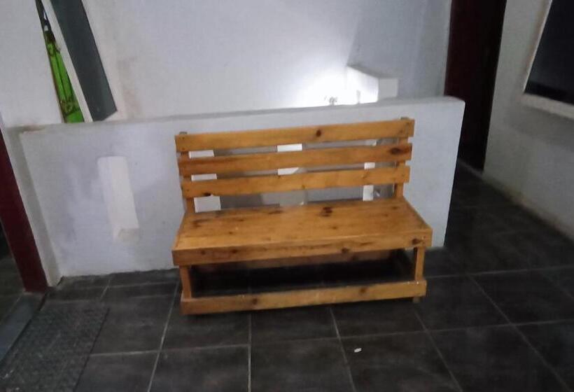 酒店 Spot On 93819 Homestay Shinta Syariah