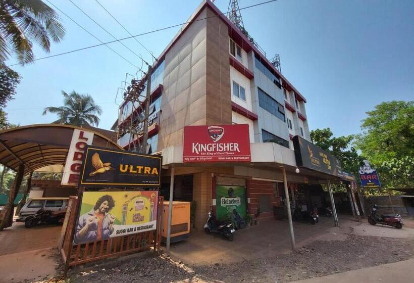 ホテル Suja Krishna Residency