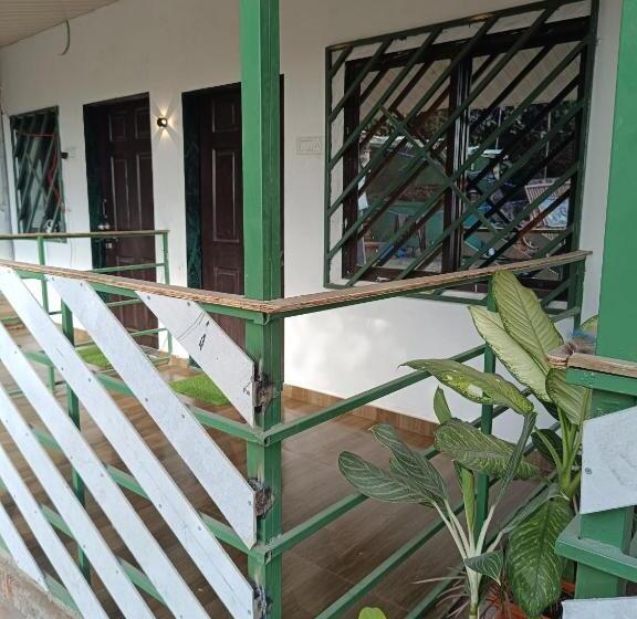 فندق Tamboo O Zone / Dream Beach House