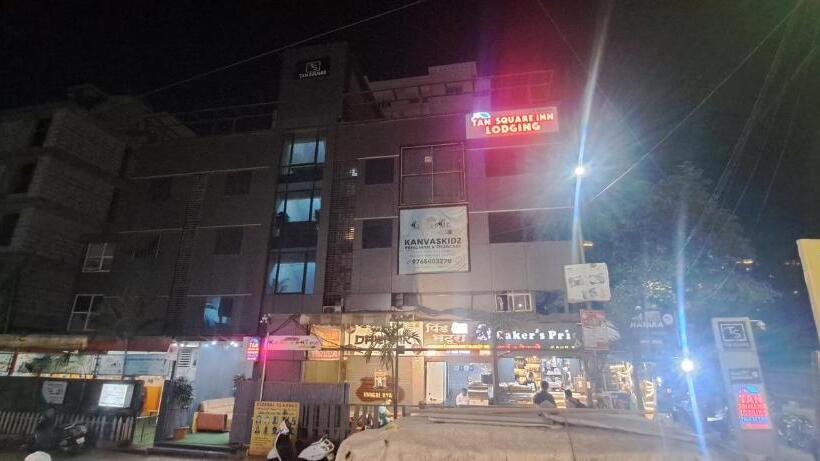 ホテル Tan Square Inn Lodge