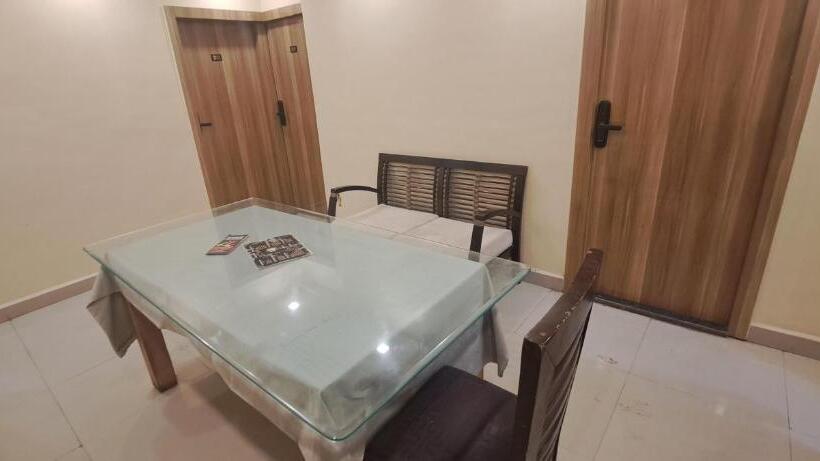 ホテル Tan Square Inn Lodge