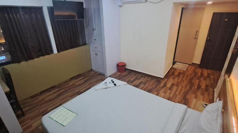 ホテル Tan Square Inn Lodge