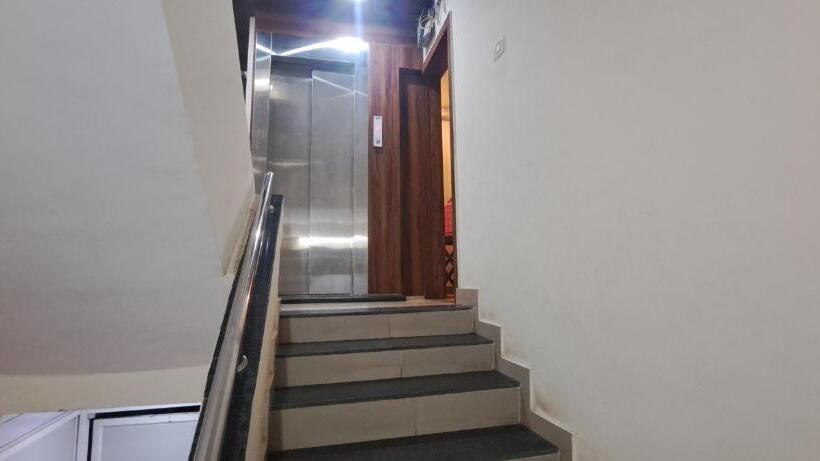 ホテル Tan Square Inn Lodge