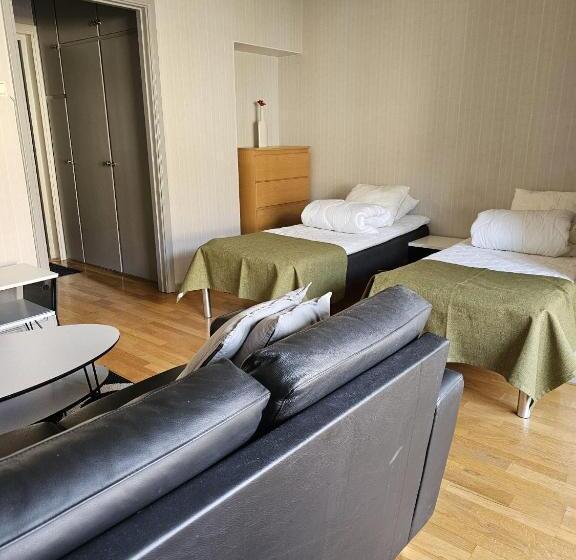 Live And Stay Lagerbring