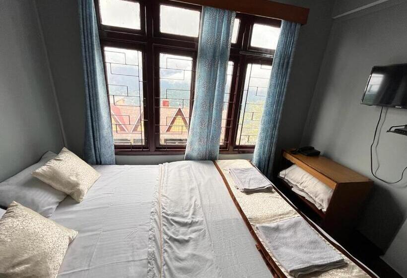 בית מלון כפרי Red Rose