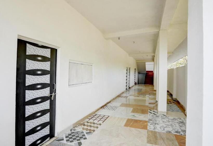 Oyo Flagship Hotel Dimna Lake