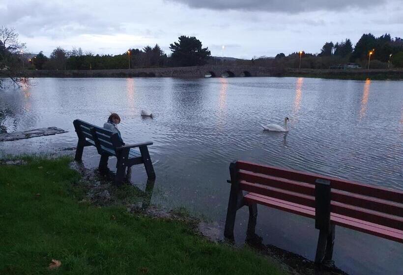 פנסיון Bayview Bed & Breakfast