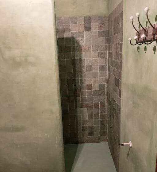 Пансион Cap De Creus : Bungalow, Jardin Y Vista Al Mar