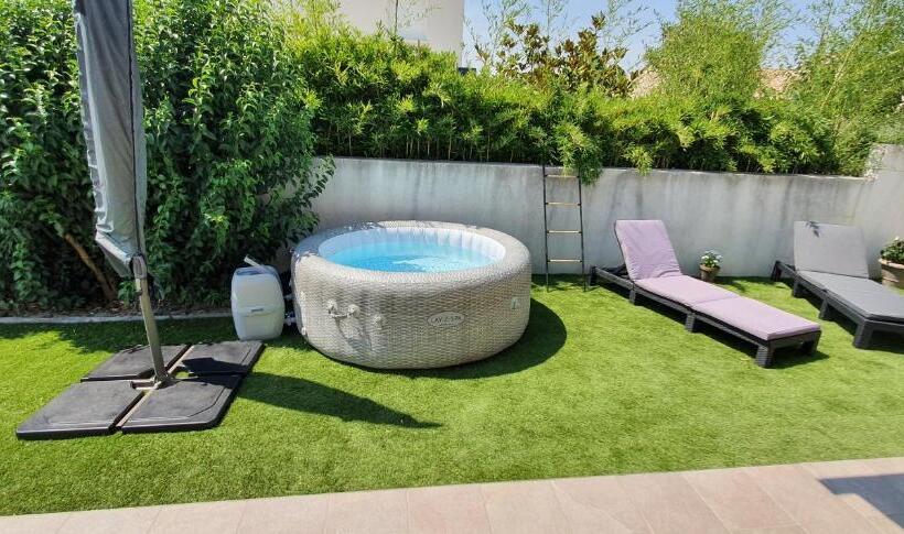 Пансион Chambre Indépendante Avec Terrasse Et Jardin Privatif