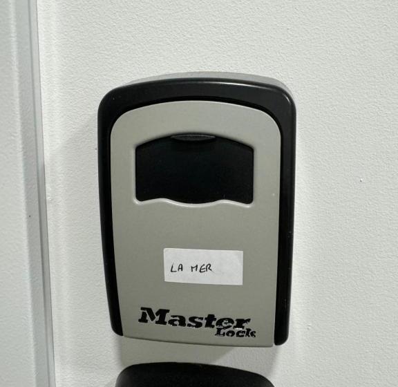 ペンション Chambre Privée Avec Salle De Bain Privée   La Mer