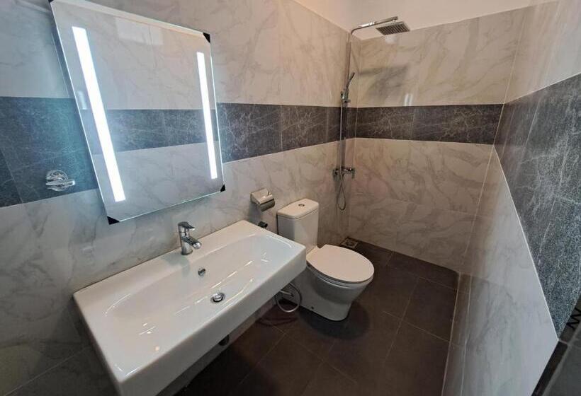 بنسيون Coral House 7