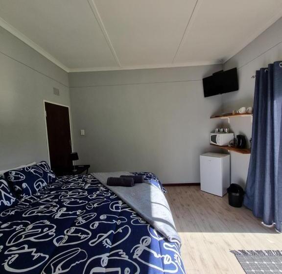 膳宿费 Courageous Self Catering Accommodation