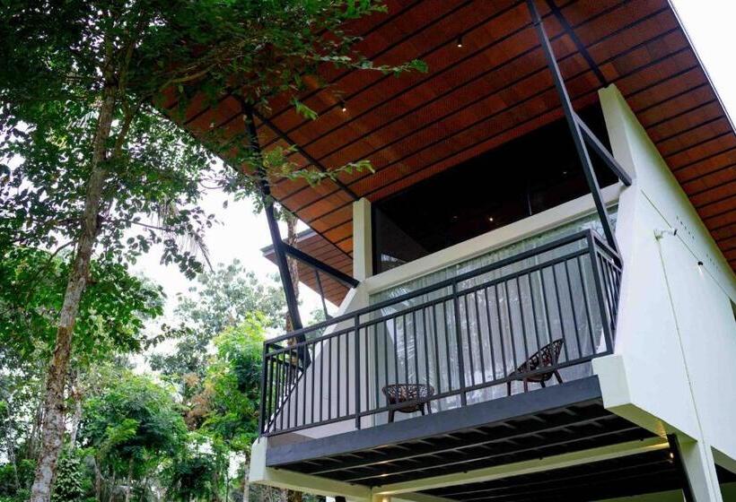 Пансион Crocolakes Huts By Travellikee