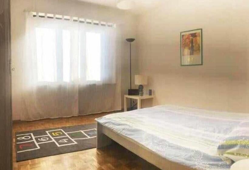 بنسيون House1919 Via Valmara 14