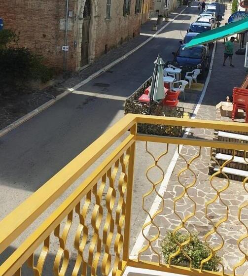 بنسيون La Casina Di Irene