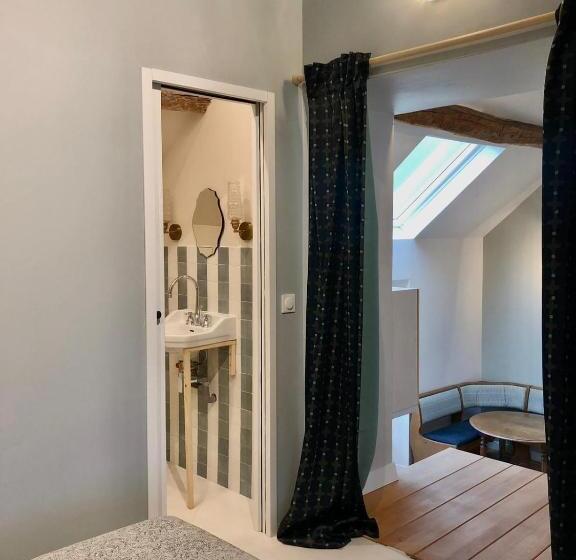 Пансион La Mini Maison Des Bords De Seine