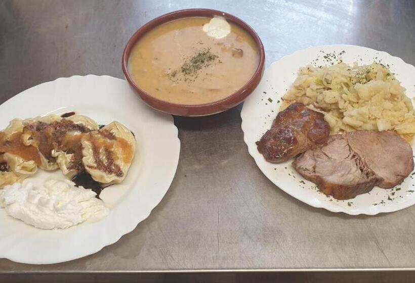 پانسیون črnuški Dom Na Mali Planini