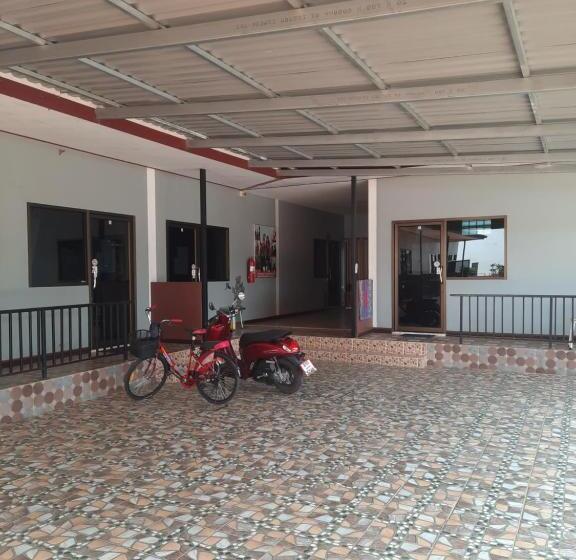 بنسيون Vanessa Guest House