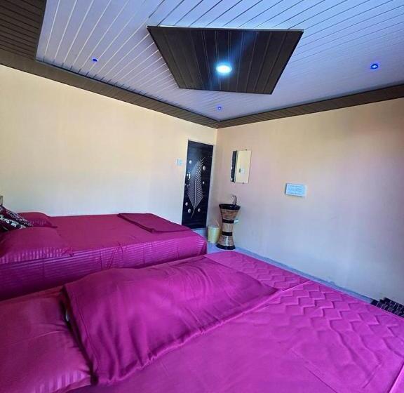 אתר נופש Dandeli Kali River Stay