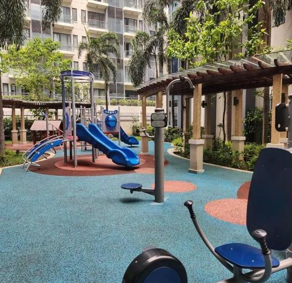 Studio Unit 10 Mins Walk To Naia Terminal 3