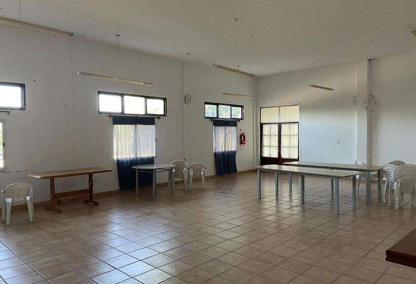 호스텔 Casa De Retiros Virgen De Guadalupe, Finca La Soledad. Bodega Prelatura