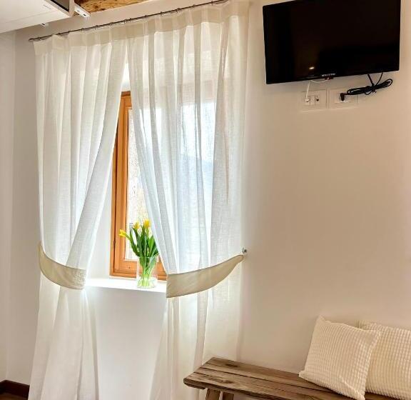 ベッドアンドブレックファースト La Piolsa