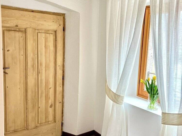 ベッドアンドブレックファースト La Piolsa