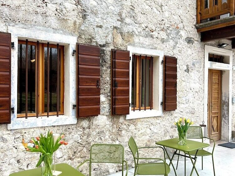 ベッドアンドブレックファースト La Piolsa