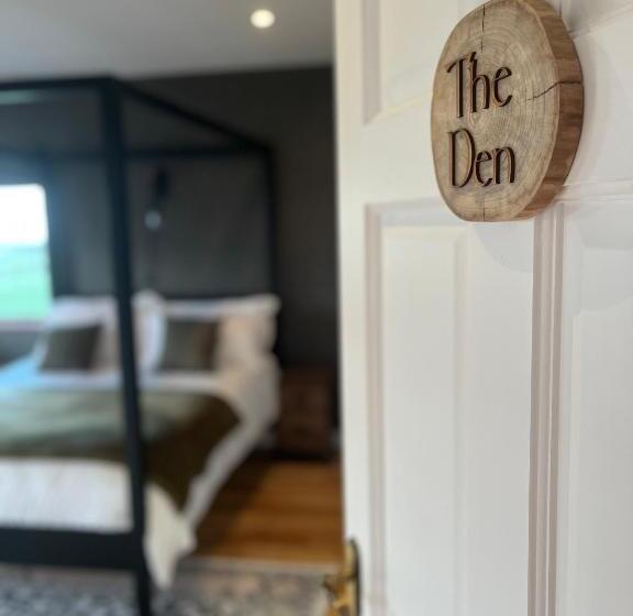 צימר Carnbore House Bnb