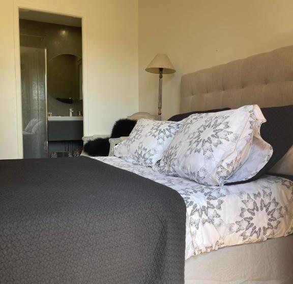 مبيت وإفطار Carolienne