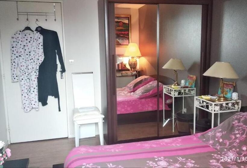 ベッドアンドブレックファースト Chambre Rafaël Chez Particulier