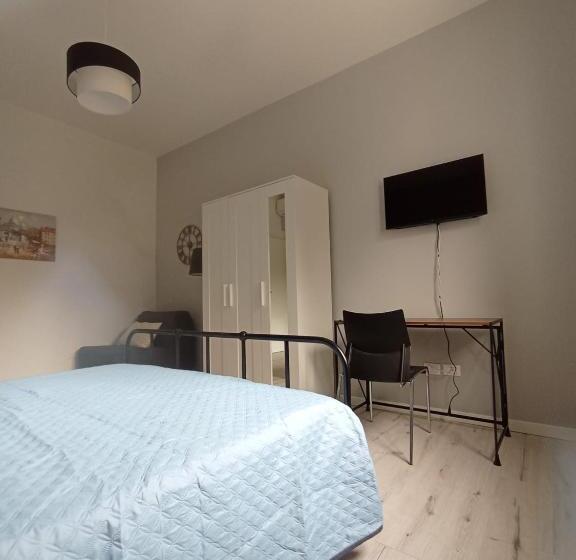 تختخواب و صبحانه La Dimora Degli Artisti   Bologna