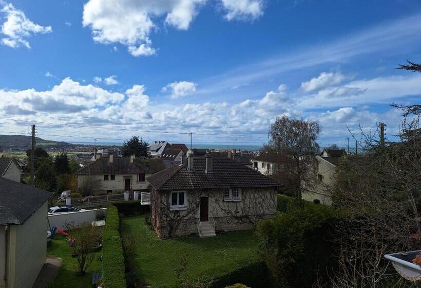 Bed and Breakfast La Fleur Du Soleil