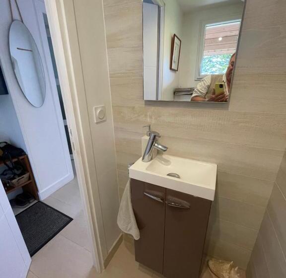 ベッドアンドブレックファースト Les Néreides