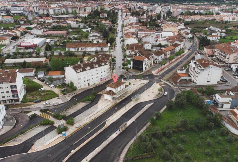 민박 Lousã Estação Al