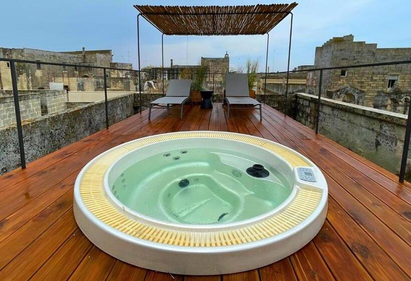 ベッドアンドブレックファースト Ricci Rooms   Terrace Deluxe Suite Con Idromassaggio, By Salentoaffitti