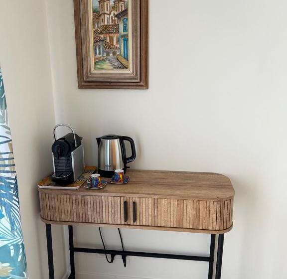 مبيت وإفطار Sur Le Chemin Des Hortensias