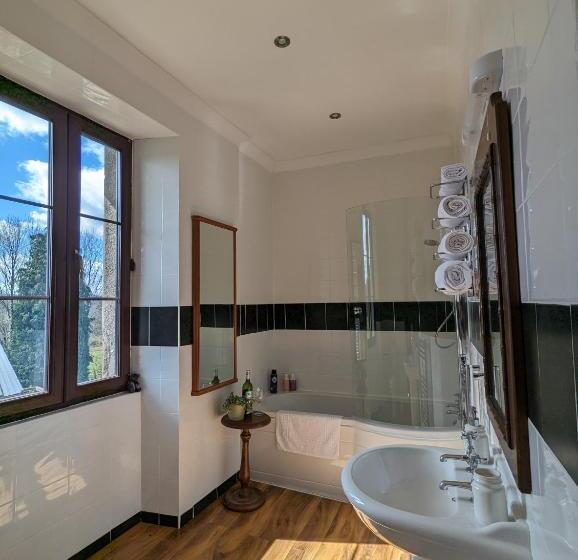 住宿加早餐  Trente Trois Le Nouhaud