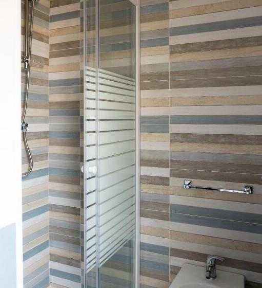 تختخواب و صبحانه Vitti Apartment