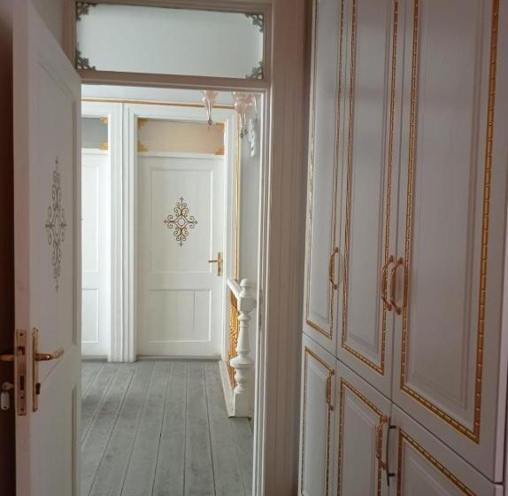 Budakzade Konaği Otel Restaurant 1841