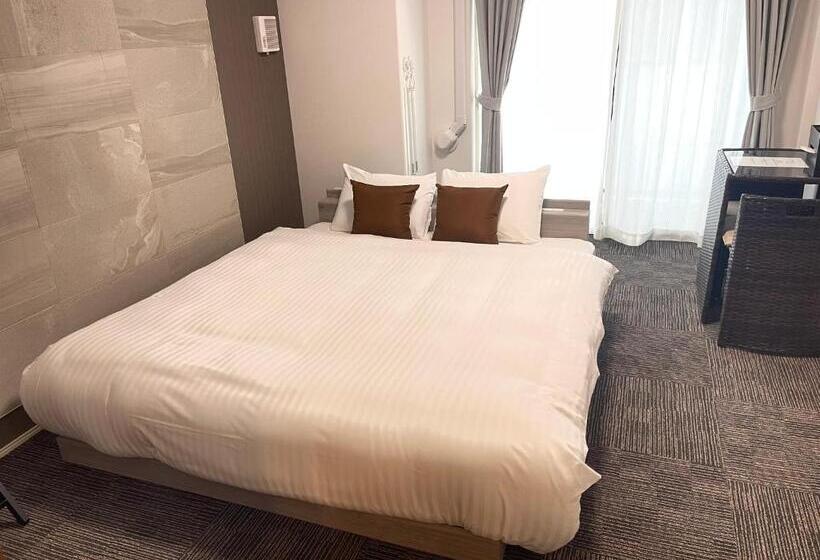 Cocostay銀山町リバーサイド,cocostay Kanayamacho Riverside, Great Location River View 5 Min Walk From The Near